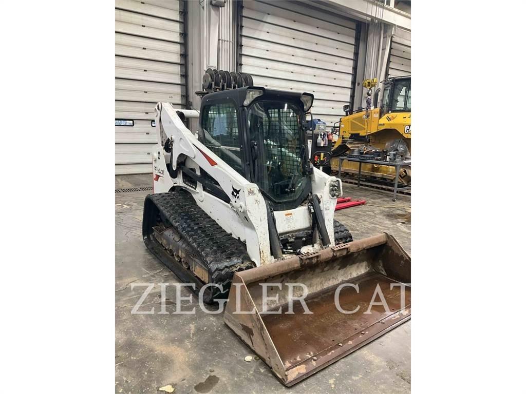 Bobcat T770 Crawler FEL's
