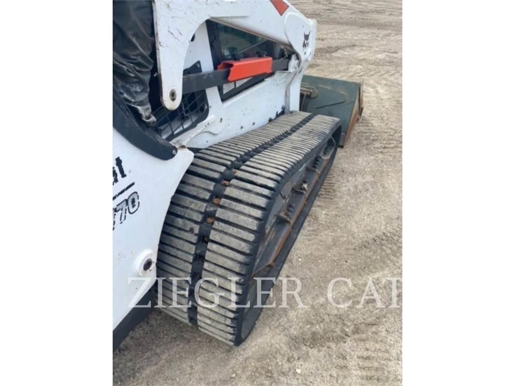 Bobcat T770 Crawler FEL's