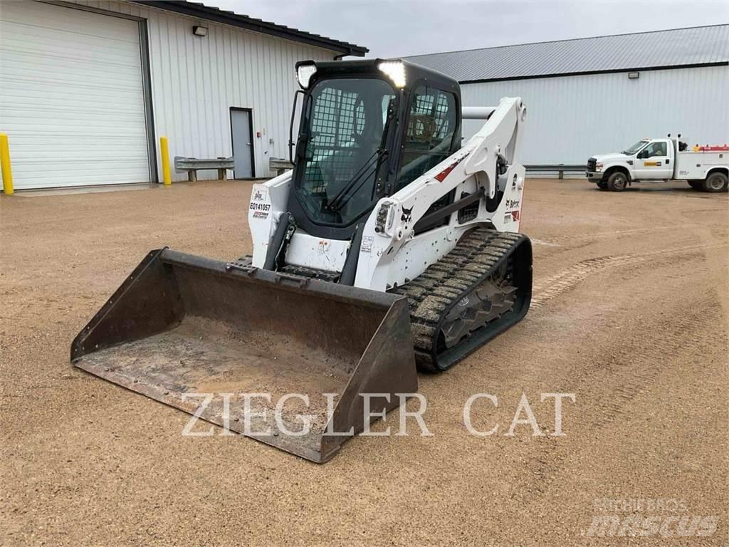 Bobcat T770 Crawler FEL's