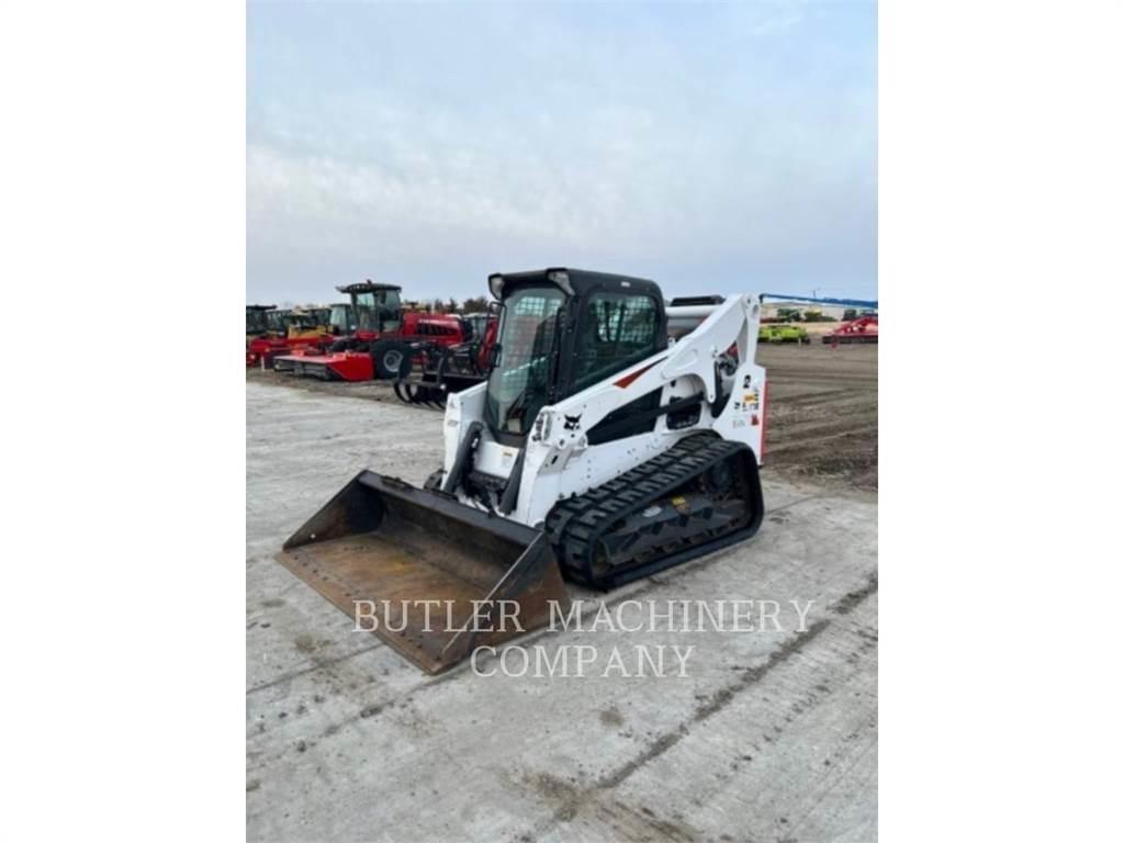 Bobcat T770 Crawler FEL's