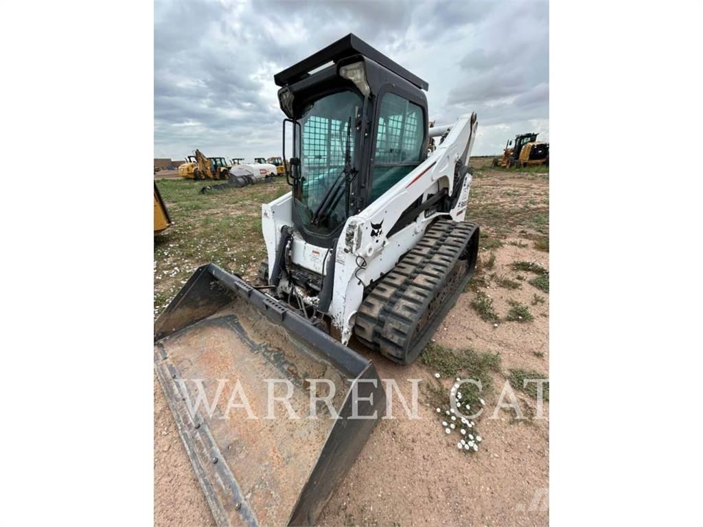 Bobcat T770 Crawler FEL's