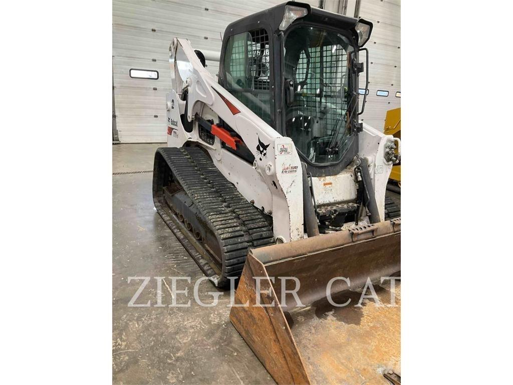 Bobcat T770 Crawler FEL's