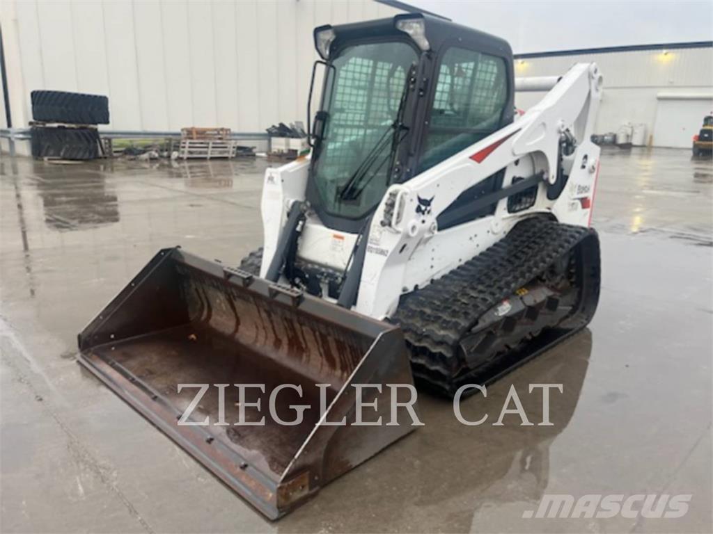 Bobcat T770 Crawler FEL's