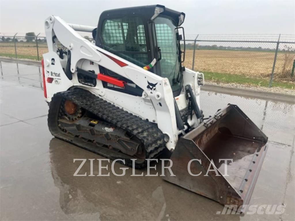 Bobcat T770 Crawler FEL's