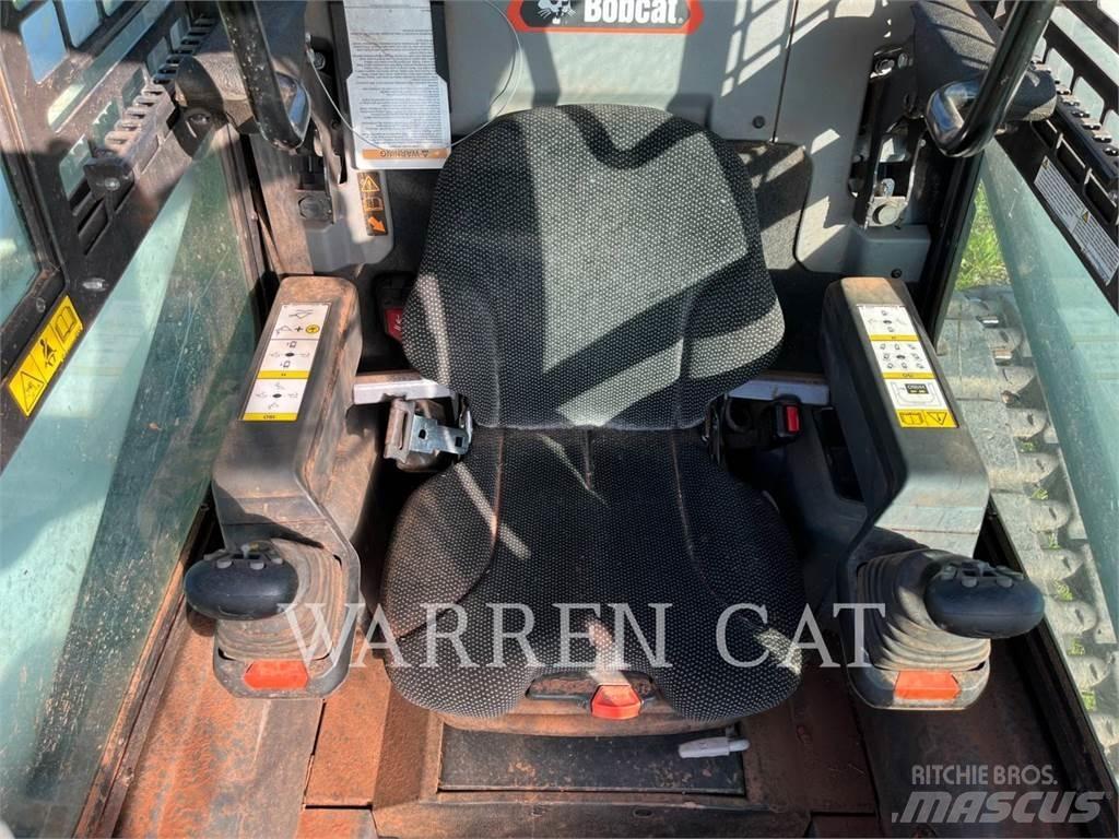 Bobcat T86 Crawler FEL's
