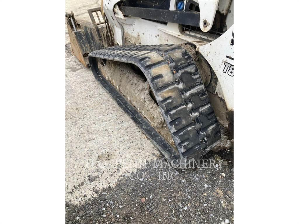 Bobcat T870 Crawler FEL's