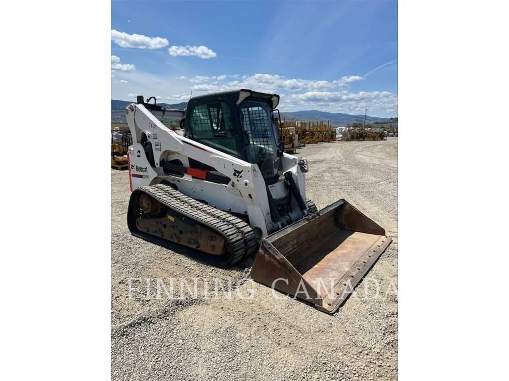 Bobcat T870 Crawler FEL's