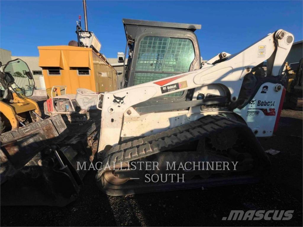 Bobcat T870 Crawler FEL's