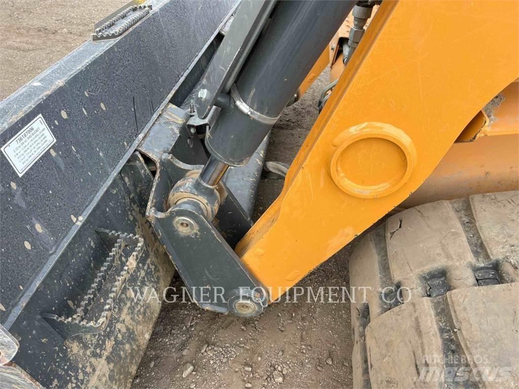 CASE TV620B Crawler FEL's