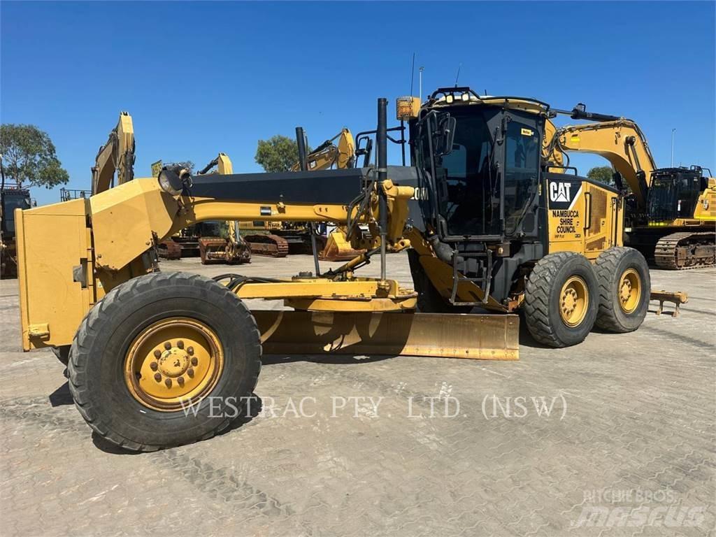 CAT 120M Graders