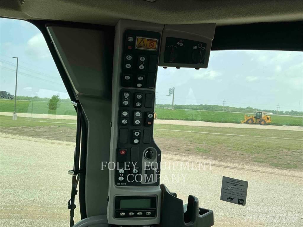 CAT 120M2AW Graders
