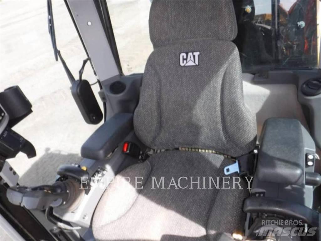 CAT 120M2AWD Graders