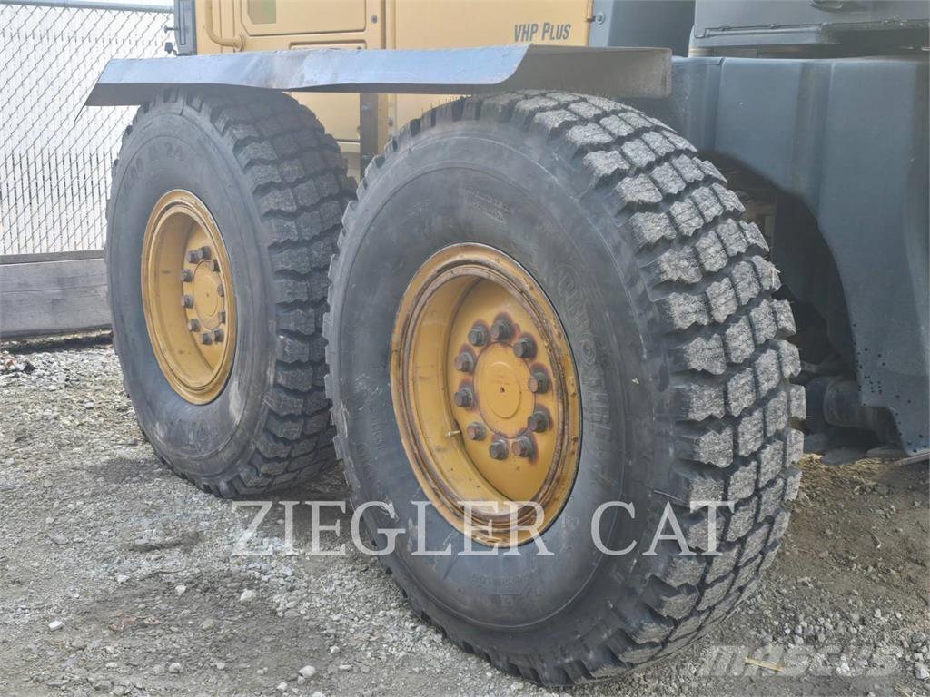 CAT 12M2 Graders