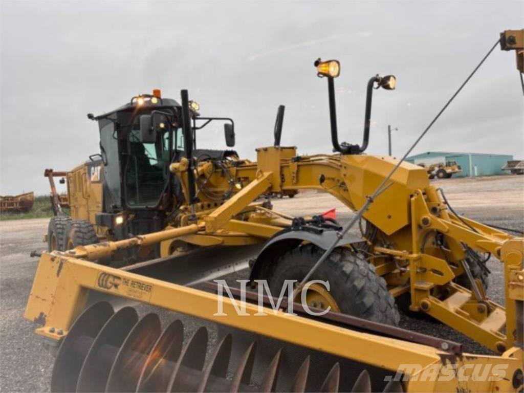CAT 12M2 Graders