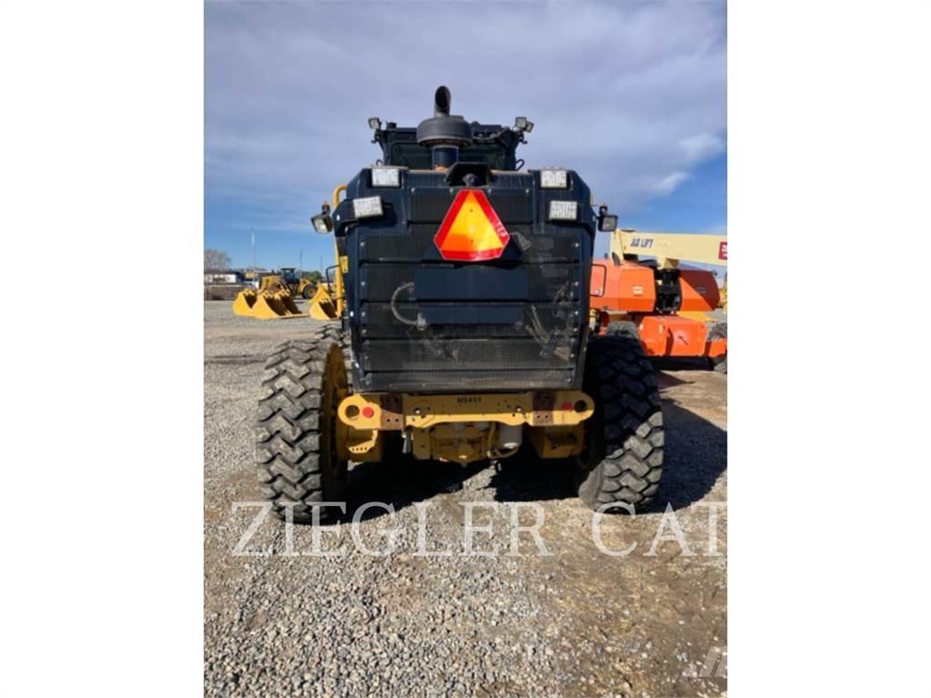 CAT 12M3AWD Graders