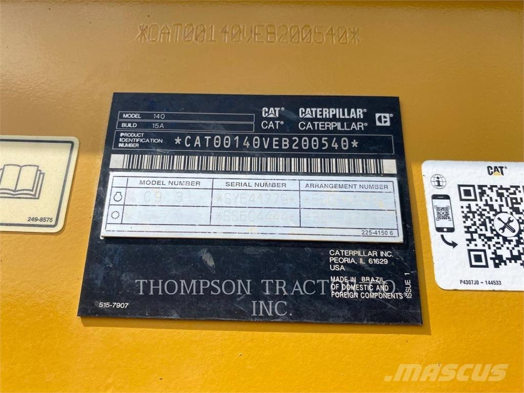 CAT 140 Graders