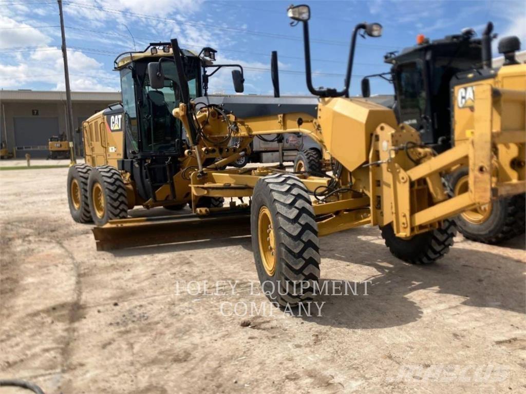 CAT 140M2 Graders