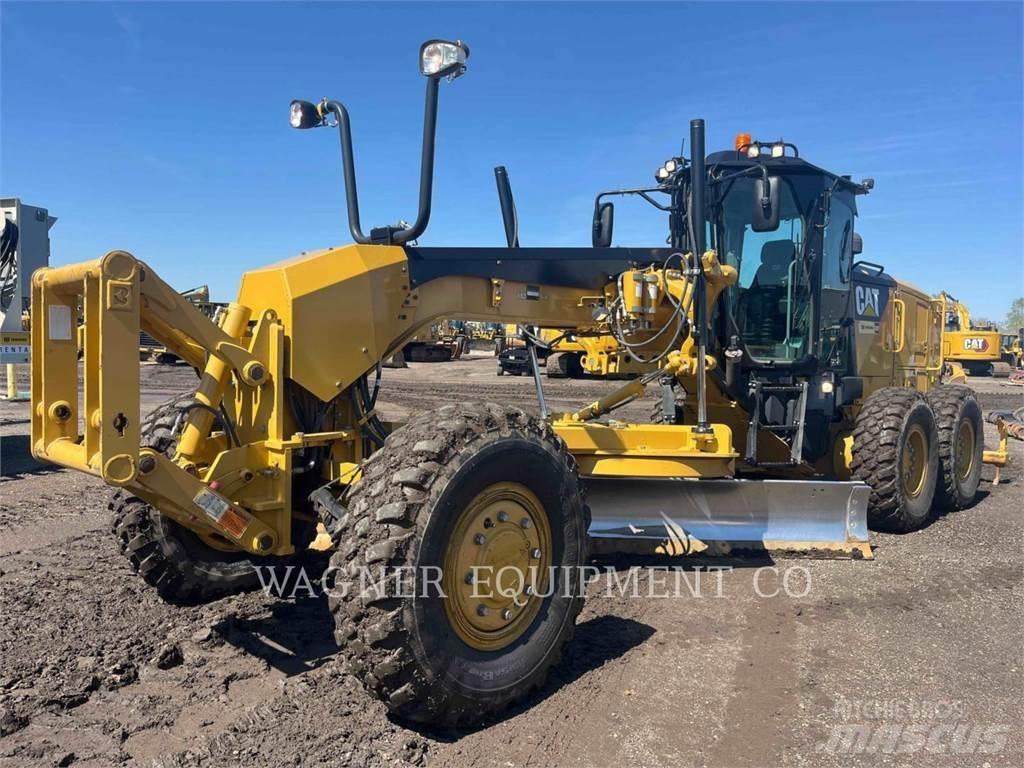 CAT 140M3 AWD Graders