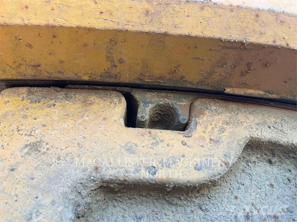 CAT 150 Graders