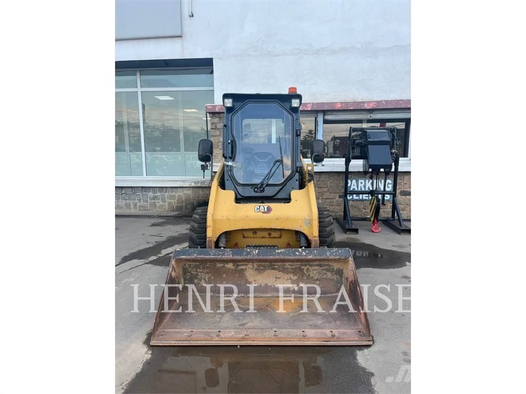 CAT 226B3 Skid steer loaders
