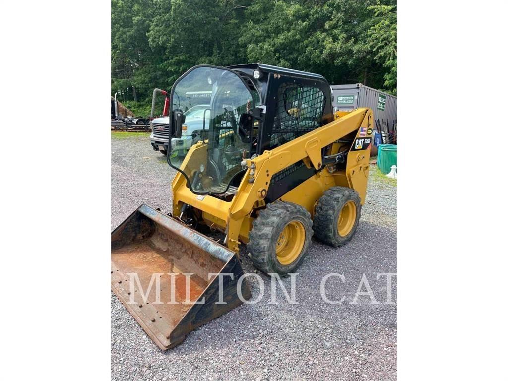 CAT 226D Skid steer loaders