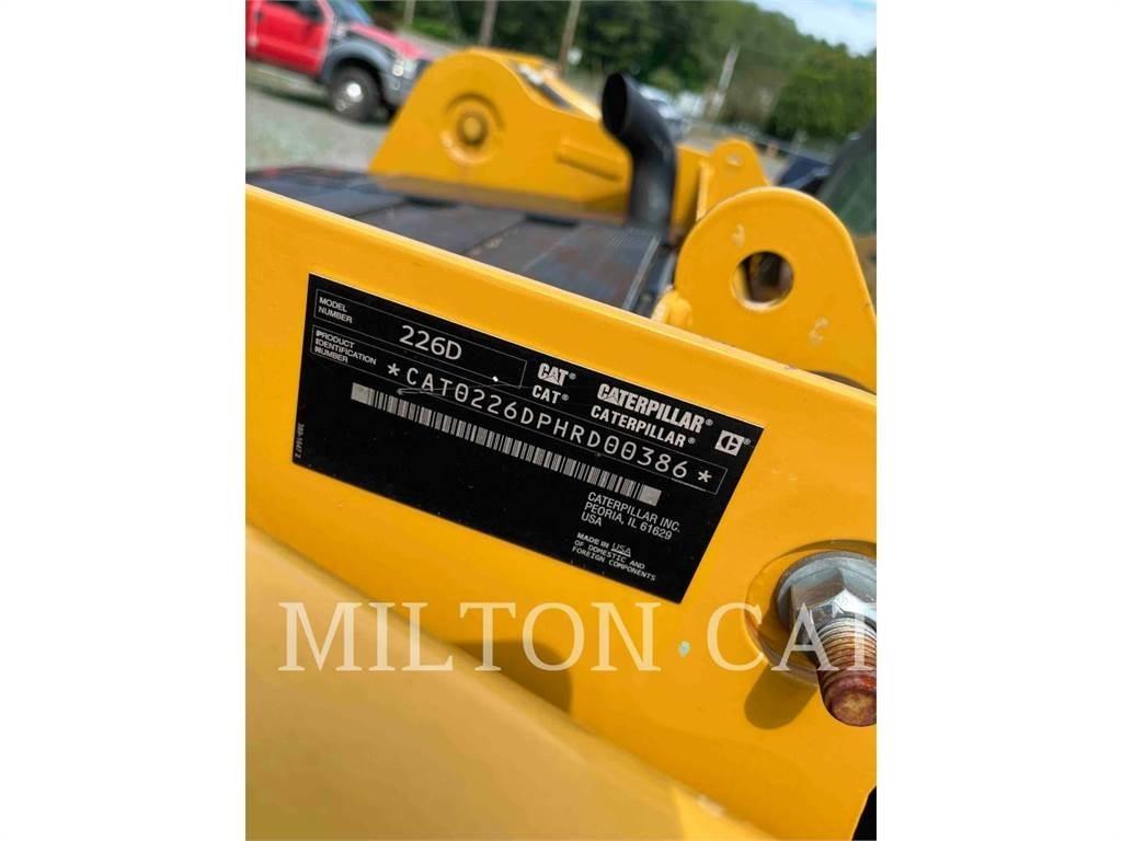 CAT 226D Skid steer loaders
