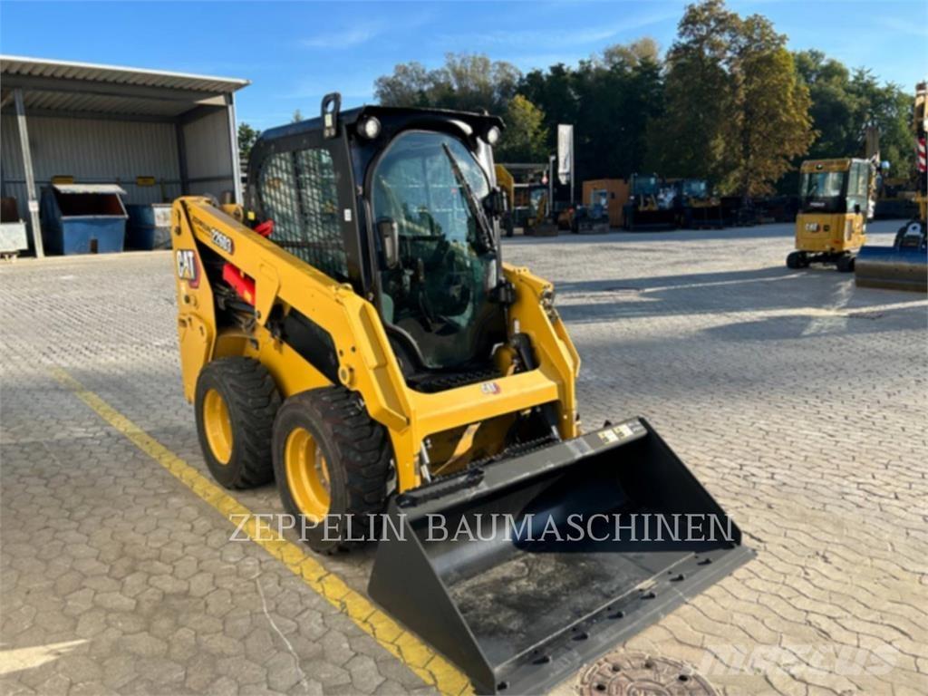 CAT 226D Skid steer loaders