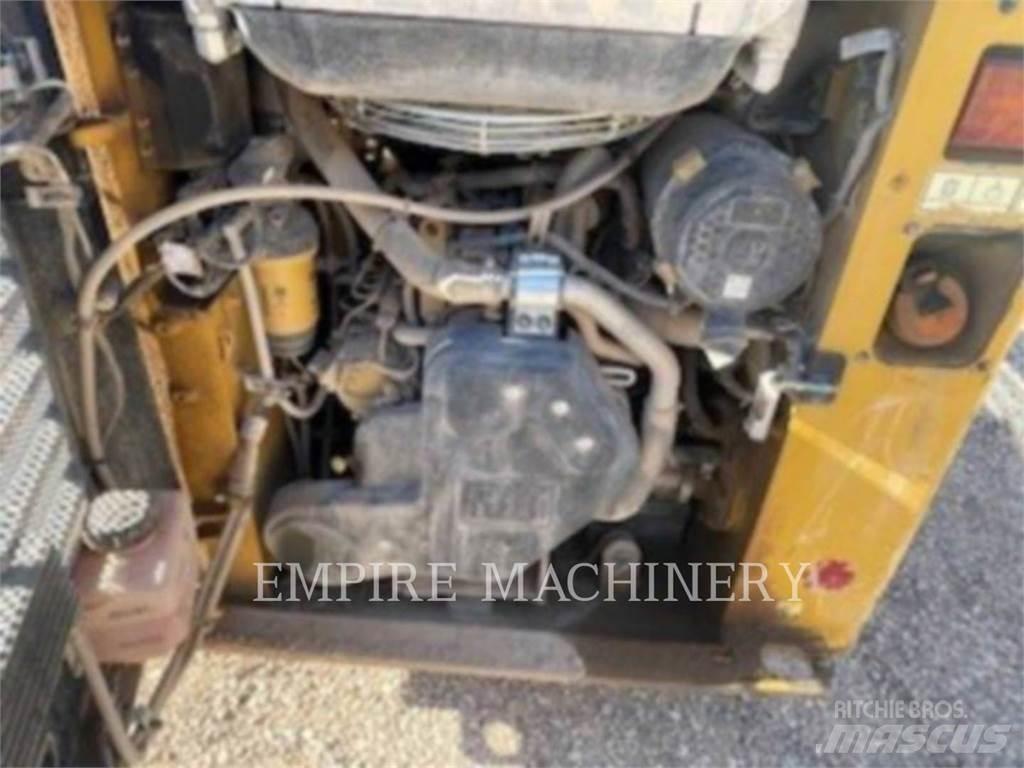 CAT 226D3 Skid steer loaders