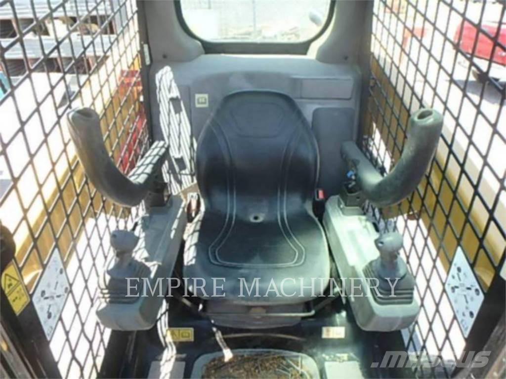 CAT 226D3 Skid steer loaders