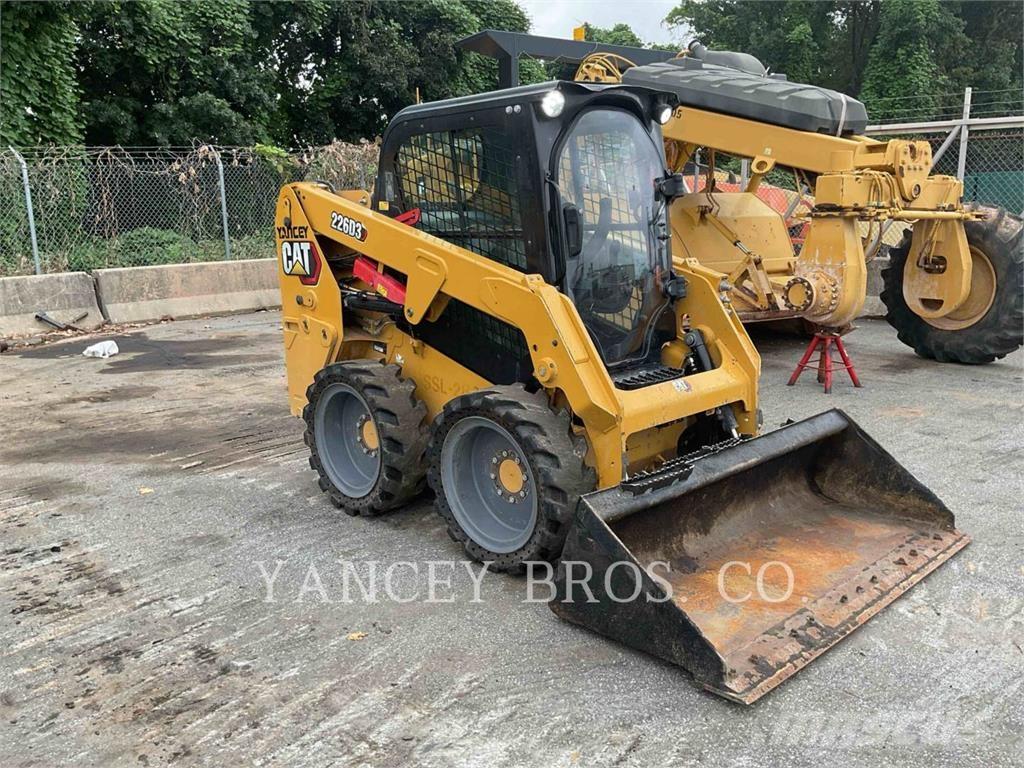 CAT 226D3 Skid steer loaders