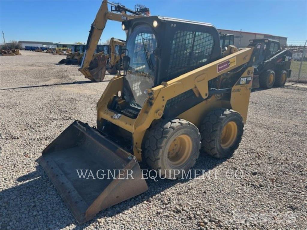 CAT 232D Skid steer loaders