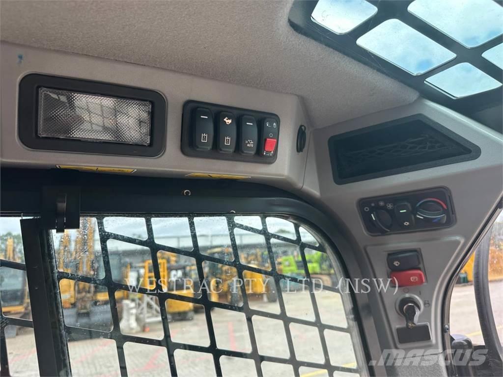CAT 232D3 Skid steer loaders