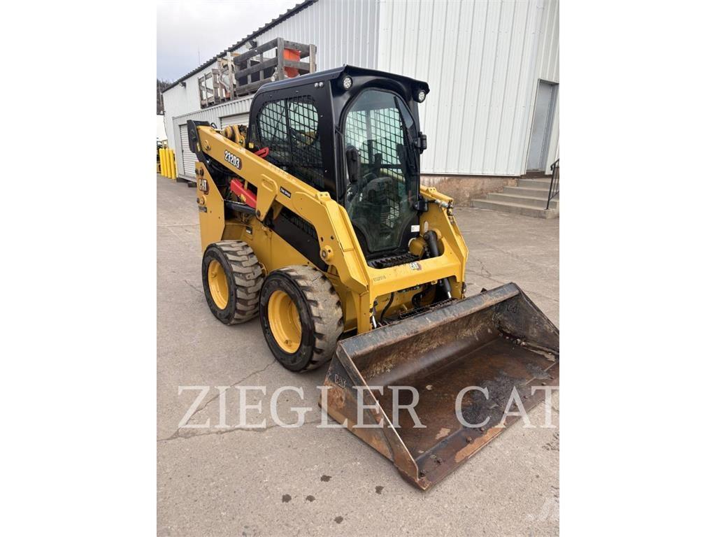 CAT 232D3 Skid steer loaders