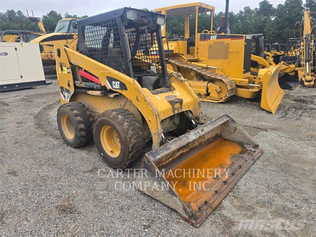 CAT 236B3 Skid steer loaders