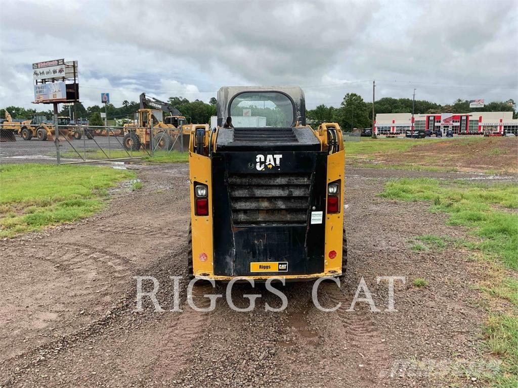 CAT 236D Skid steer loaders