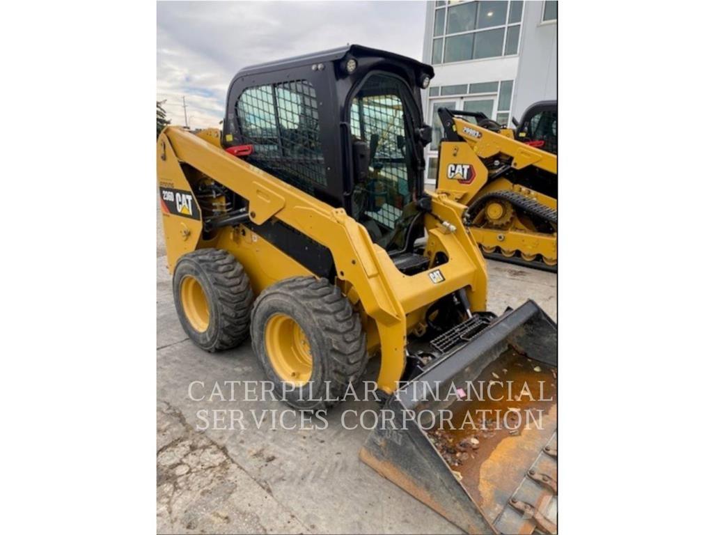 CAT 236D Skid steer loaders