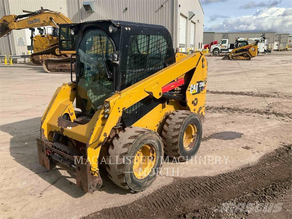 CAT 236D A2Q Skid steer loaders