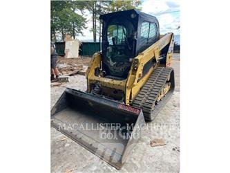 CAT 239D Crawler FEL's