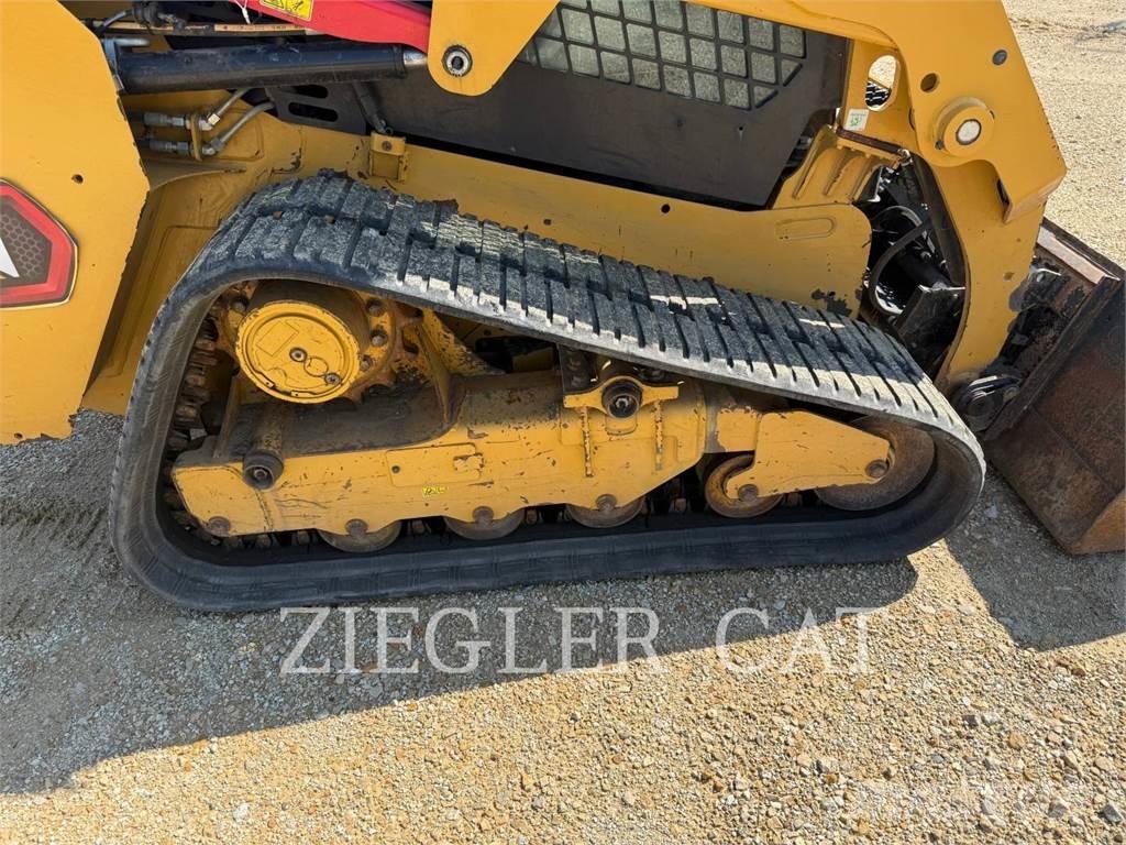 CAT 239D3 Crawler FEL's