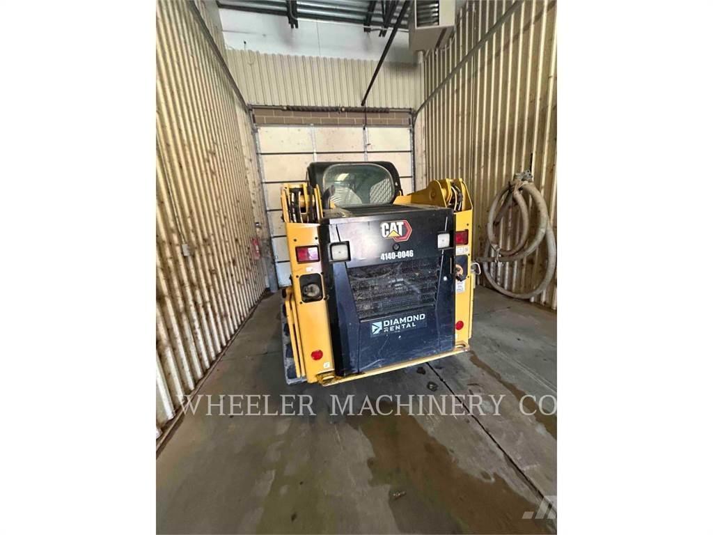 CAT 239D3 C1H2 Crawler FEL's