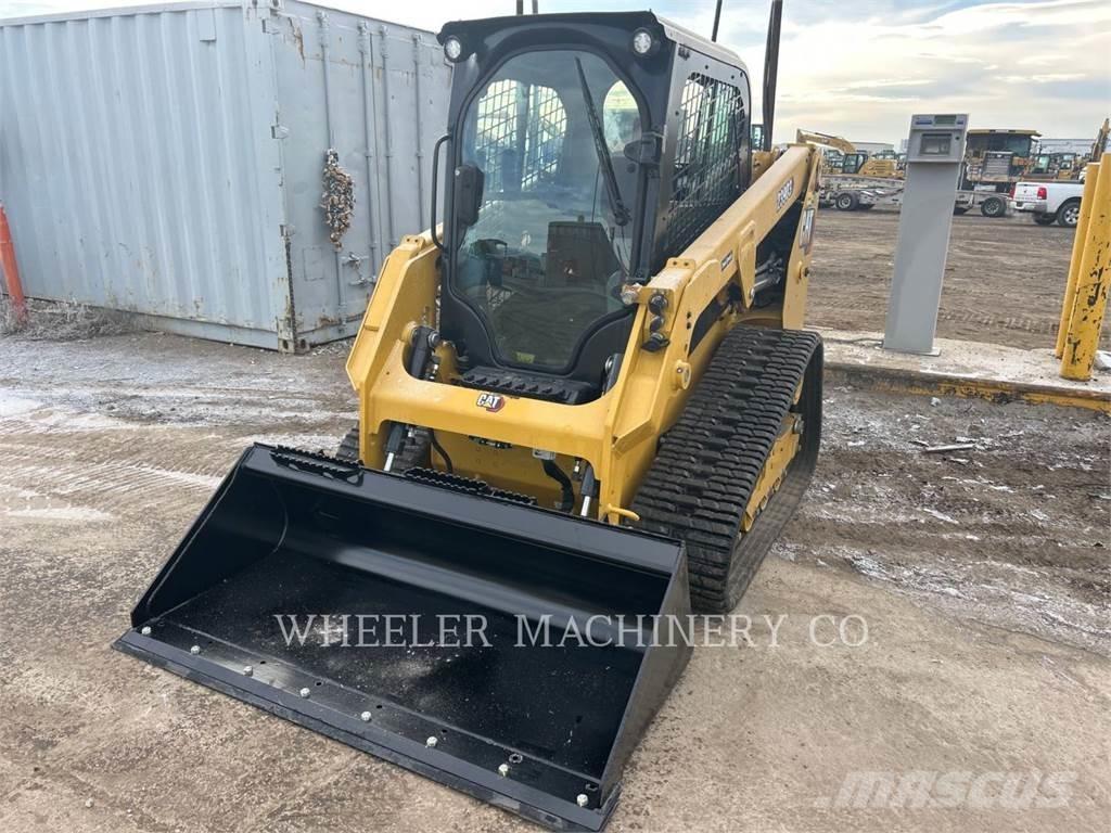 CAT 239D3 C3H2 Crawler FEL's