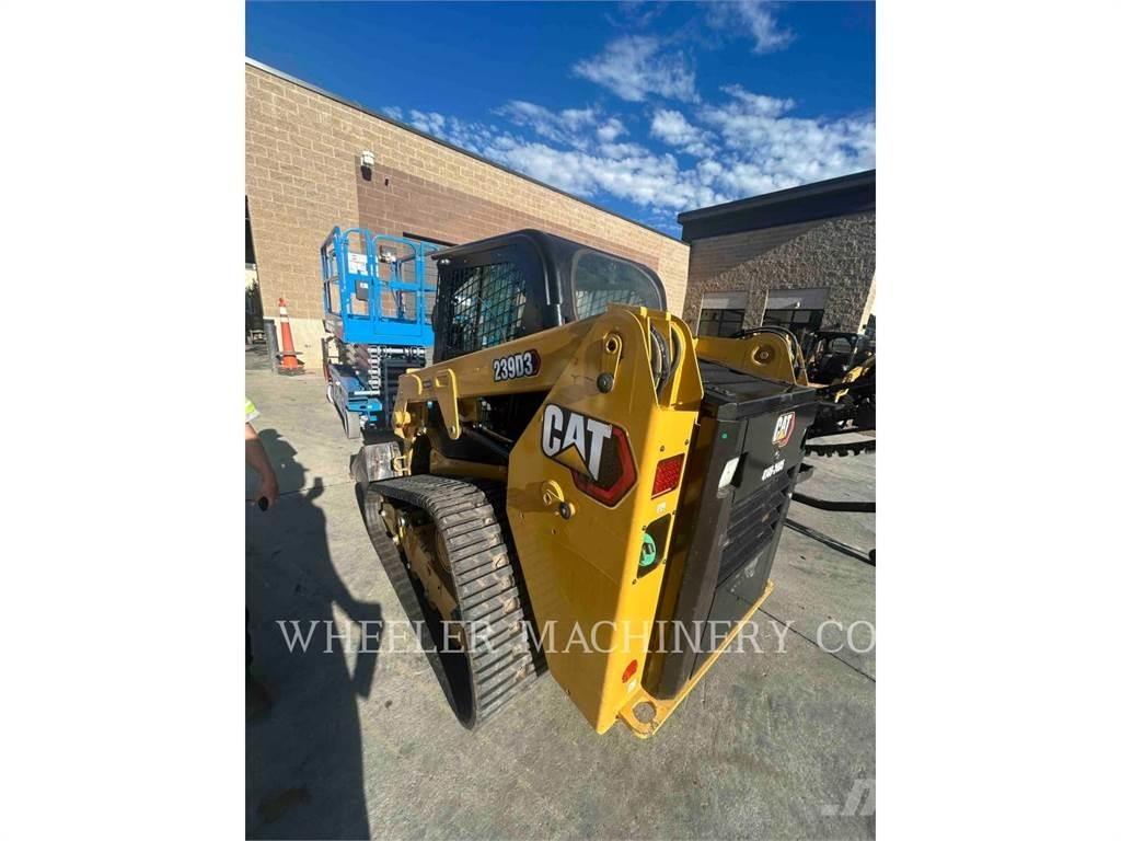 CAT 239D3 C3H2 Crawler FEL's