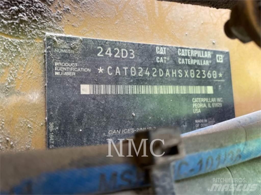 CAT 242D3 Skid steer loaders
