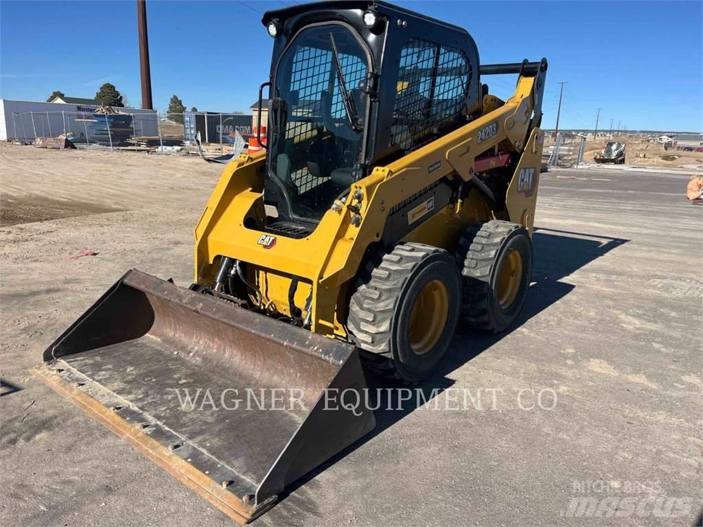 CAT 242D3 Skid steer loaders