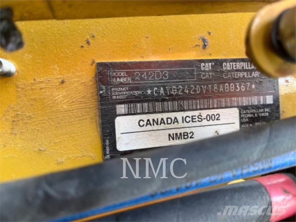 CAT 242D3 Skid steer loaders