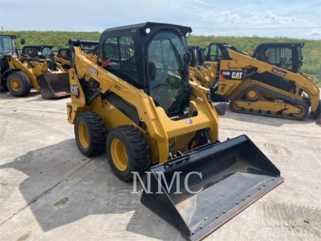 CAT 242D3 Skid steer loaders
