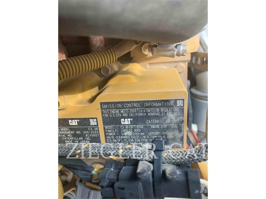 CAT 242D3 Skid steer loaders