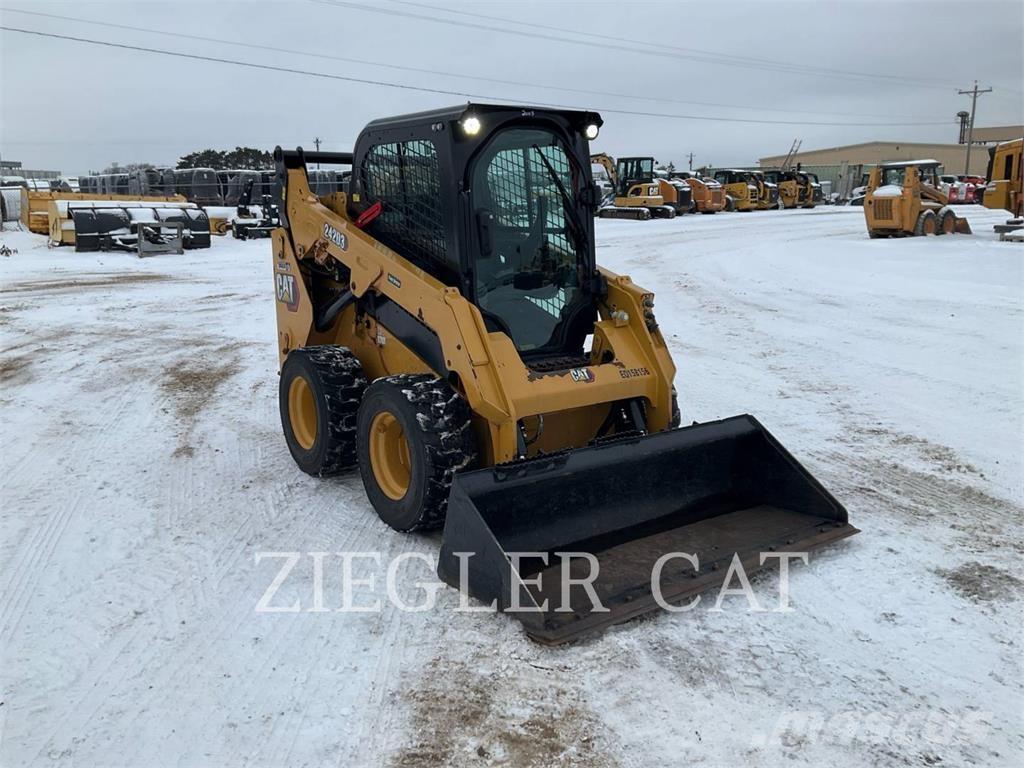 CAT 242D3 Skid steer loaders