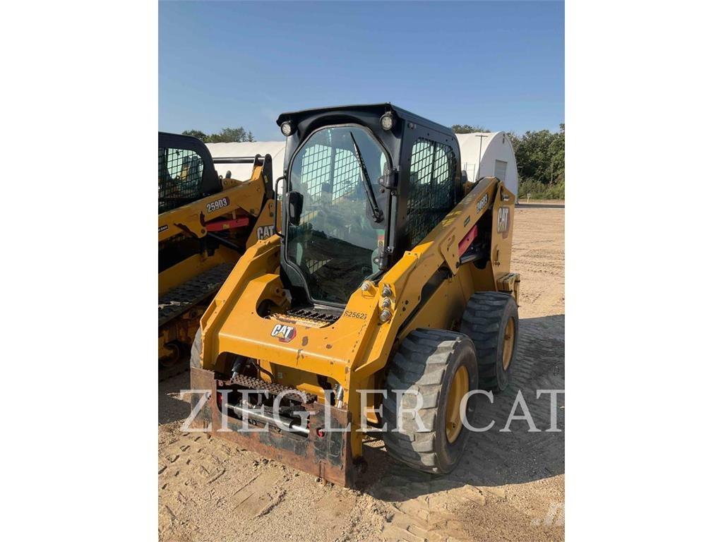 CAT 246D3 Skid steer loaders