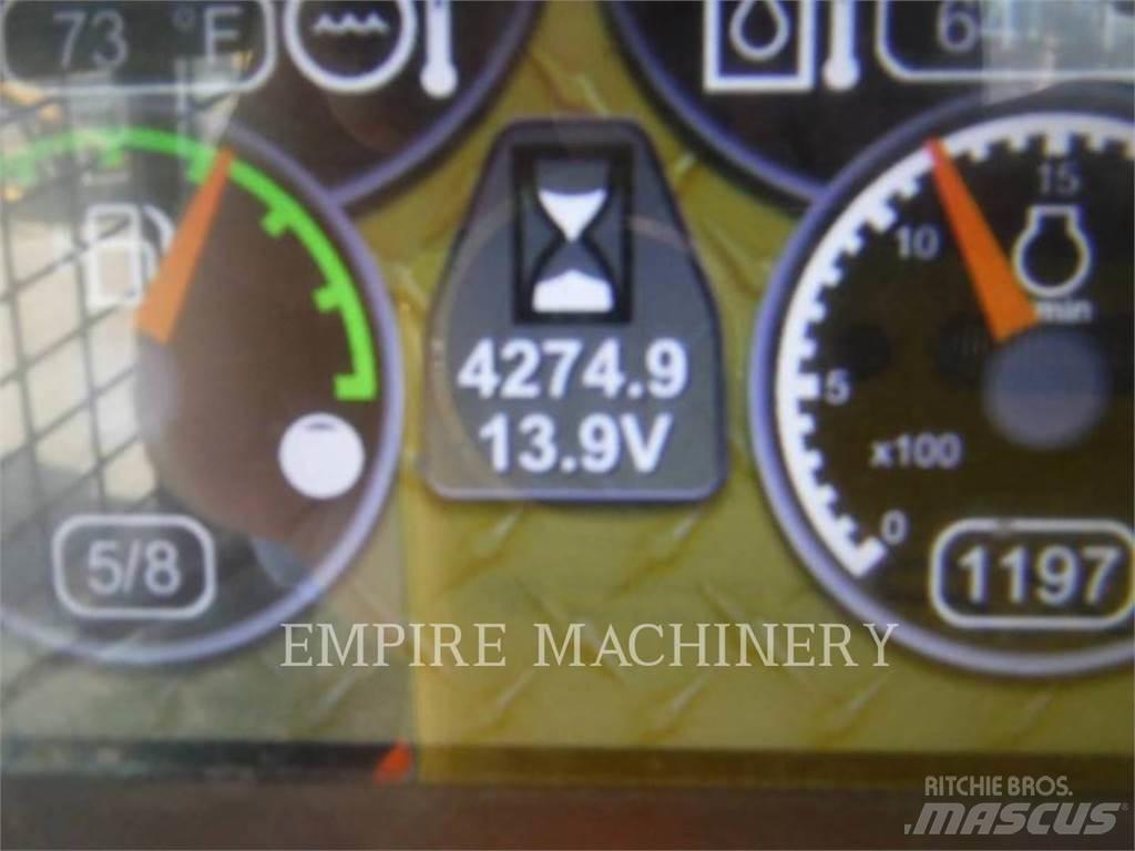 CAT 249D Skid steer loaders